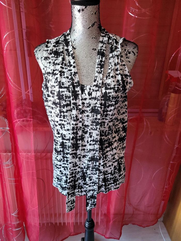 Tee-shirt sans manches - photo numéro 4