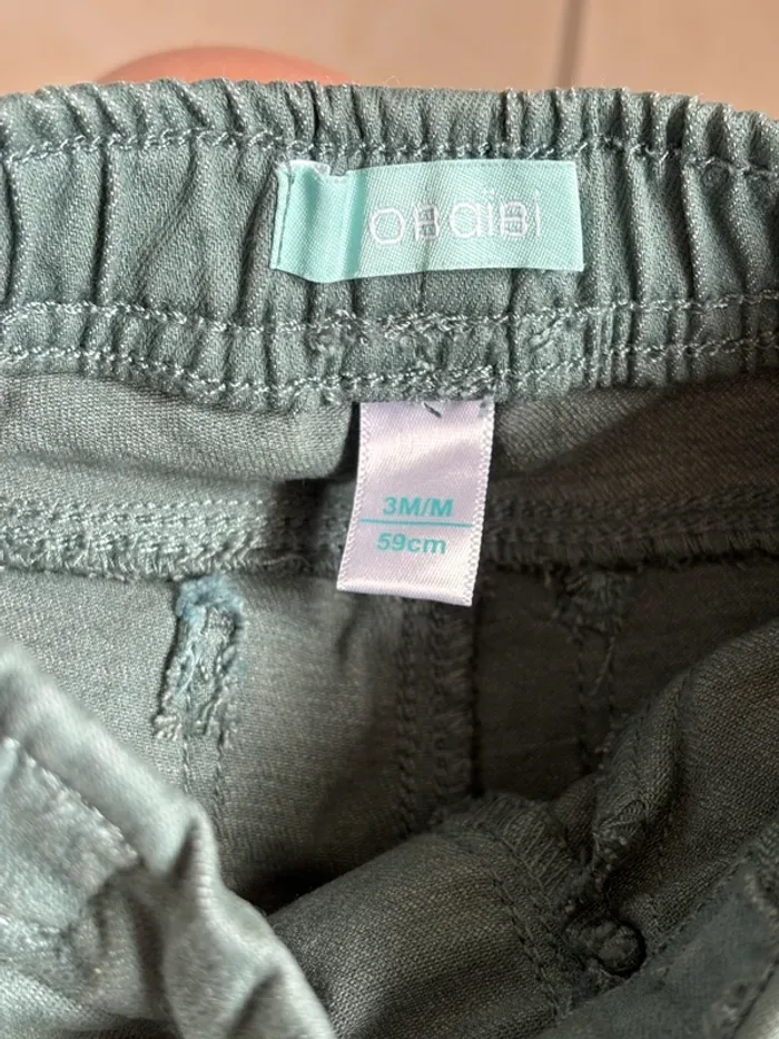 Lot 2 hauts + 1 pantalon fille 3 mois - photo numéro 9