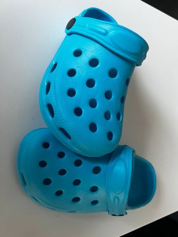 Sabots souples garçon dessus perforé