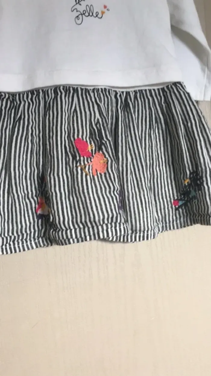 Robe catimini 6 mois - photo numéro 3