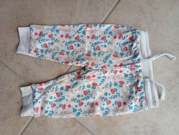 pantalon fleuri