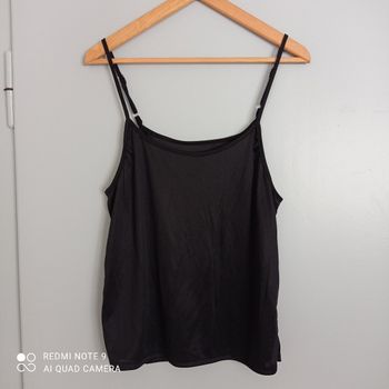 Débardeur noir t42?