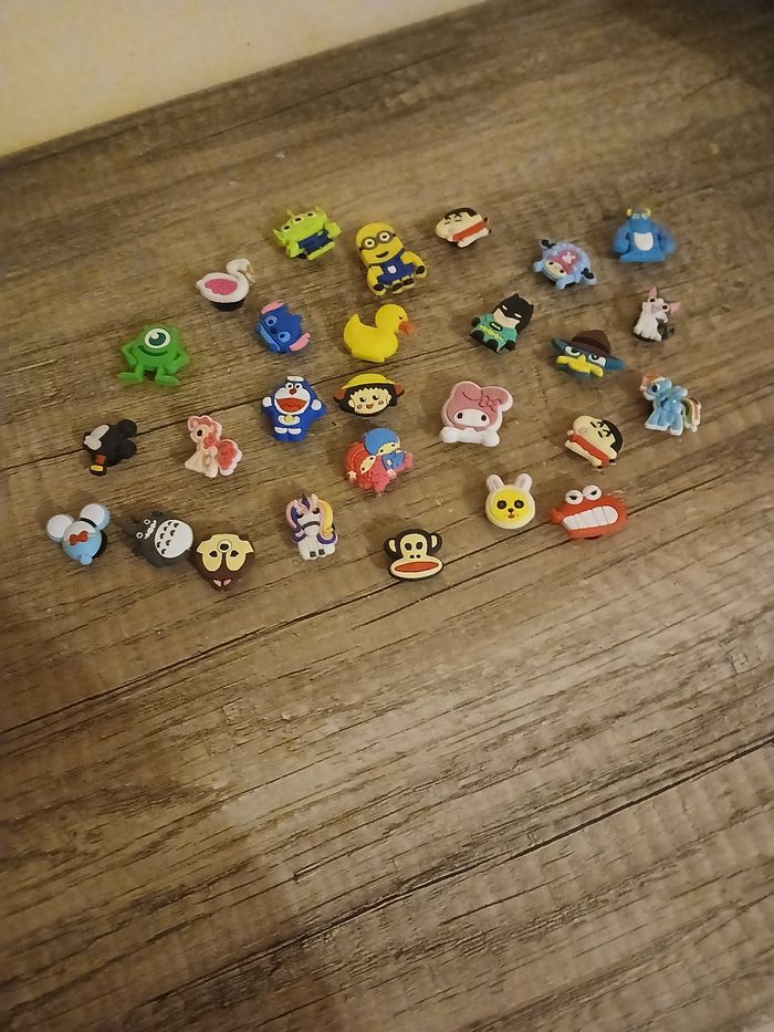 Breloque pour sabot plastique