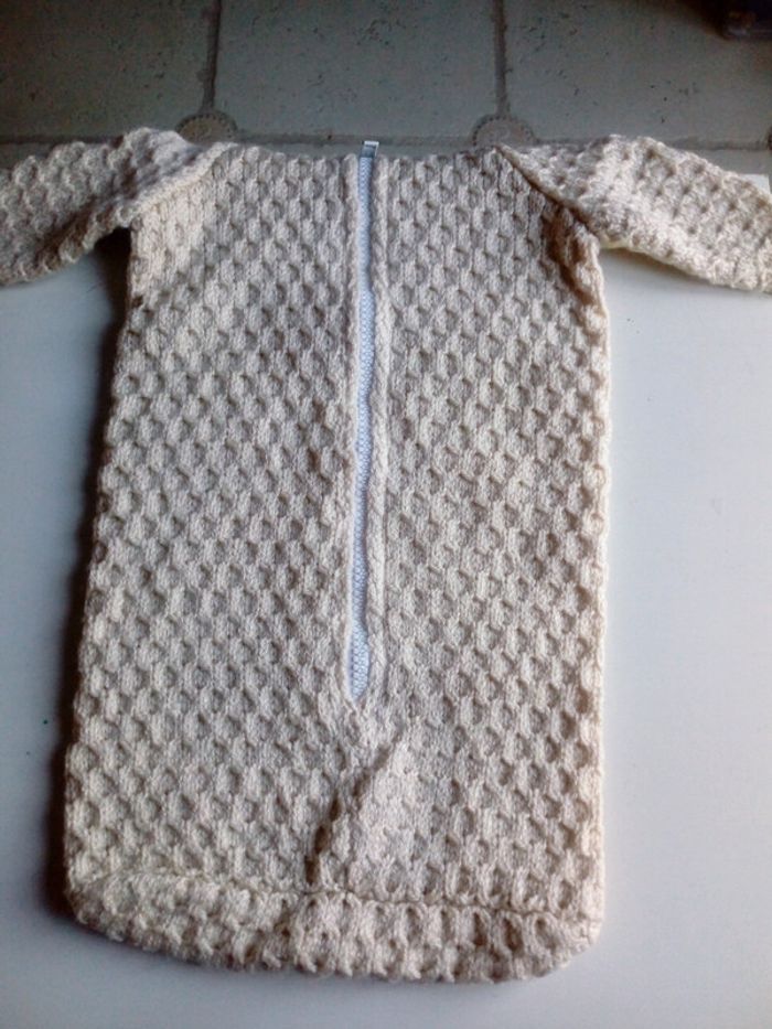 Nid d'ange tricote main - photo numéro 2