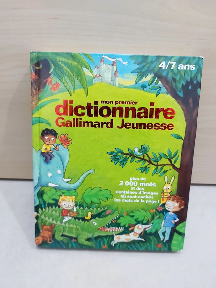 🌺 Livre : Mon premier dictionnaire Gallimard Jeunesse 4/7 ans