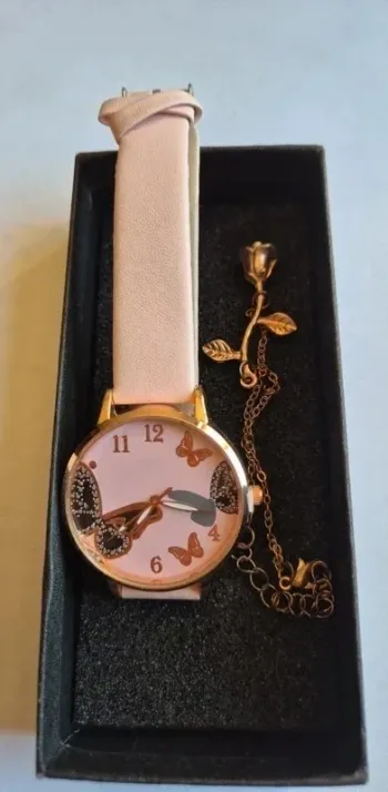 🌹 Coffret chic : Montre Papillon + Bracelet Rose