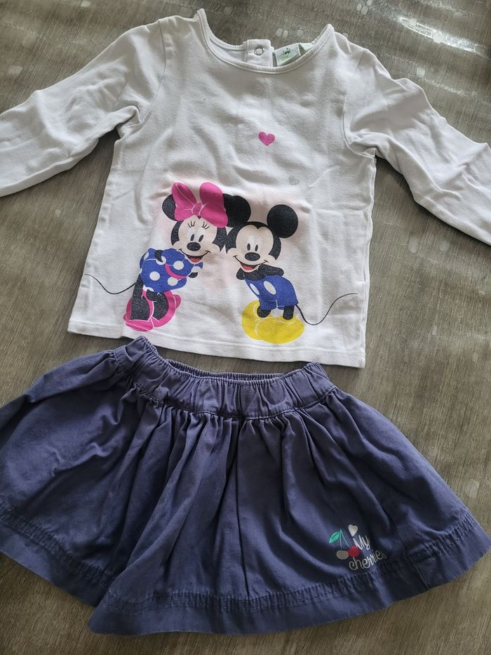 Ensemble t-shirt et jupe 9 mois