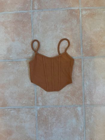 Top couleur brique