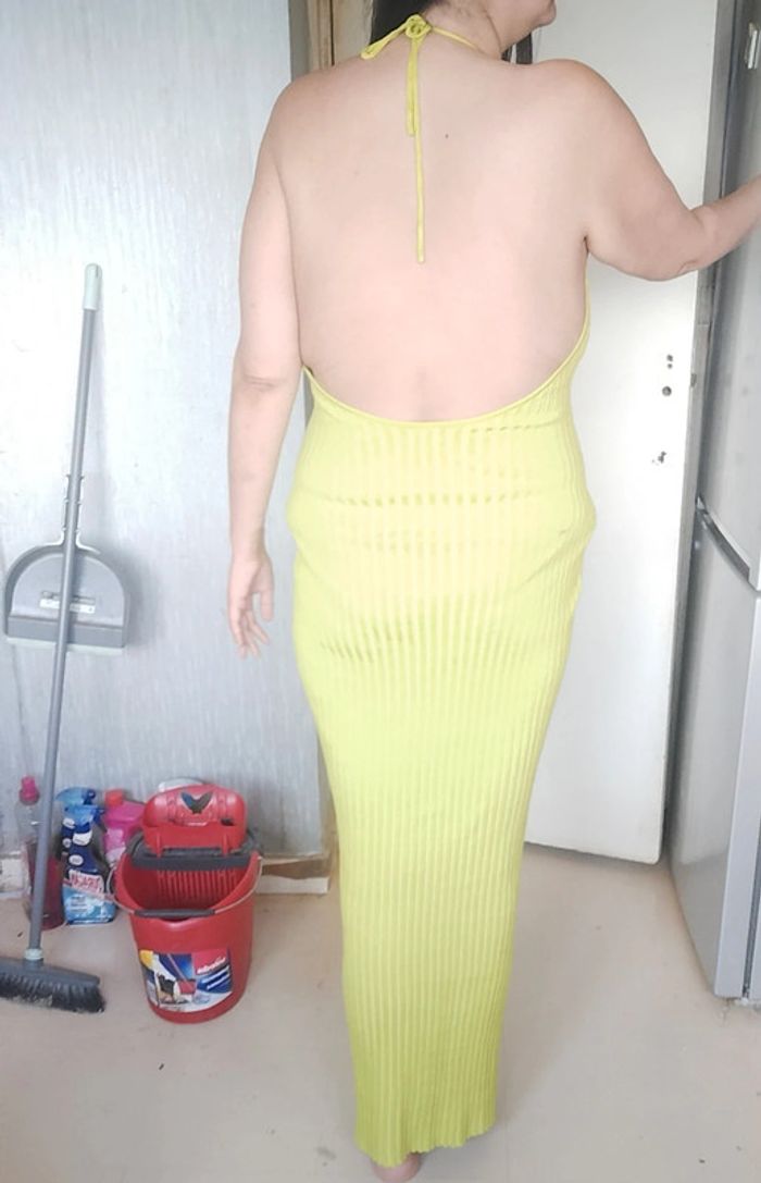 Robe longue dos nu verte en maille Prettylittlething - photo numéro 3