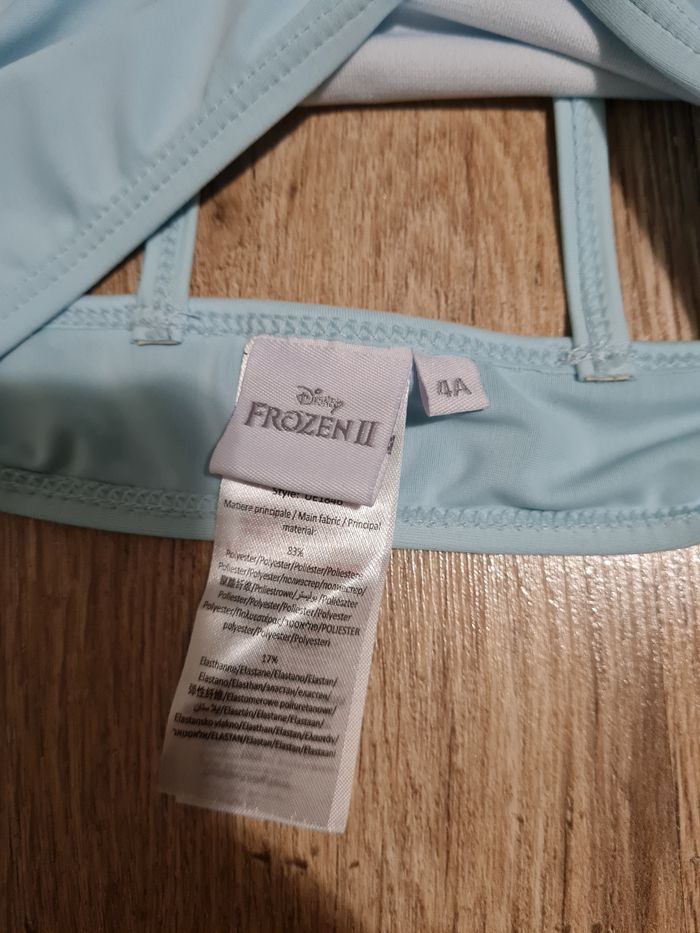 Maillot de bain 2 pièces disney Frozen 2 reine des neiges Taille 4ans neuf - photo numéro 4