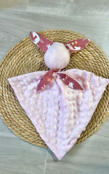 Doudou biches  rose  fait main