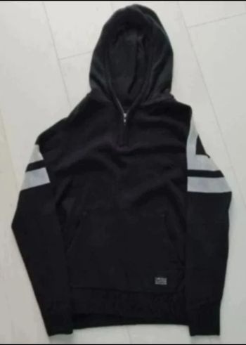 Pull à capuche 10-12 ans