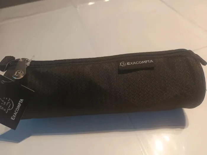 Trousse noire - photo numéro 2