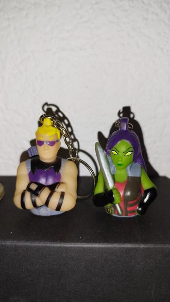 Figurine Keychain Marvel Gamora Hawkeye Toys figure rare porte clé oeil faucon