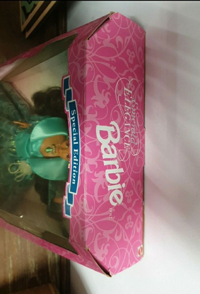 Barbie aa emerald elegance - photo numéro 6