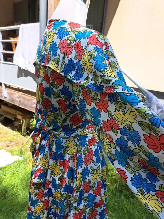 Robe colorée cintrée - photo numéro 6