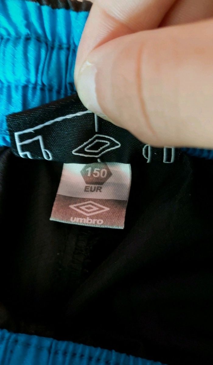 Short Umbro - photo numéro 5