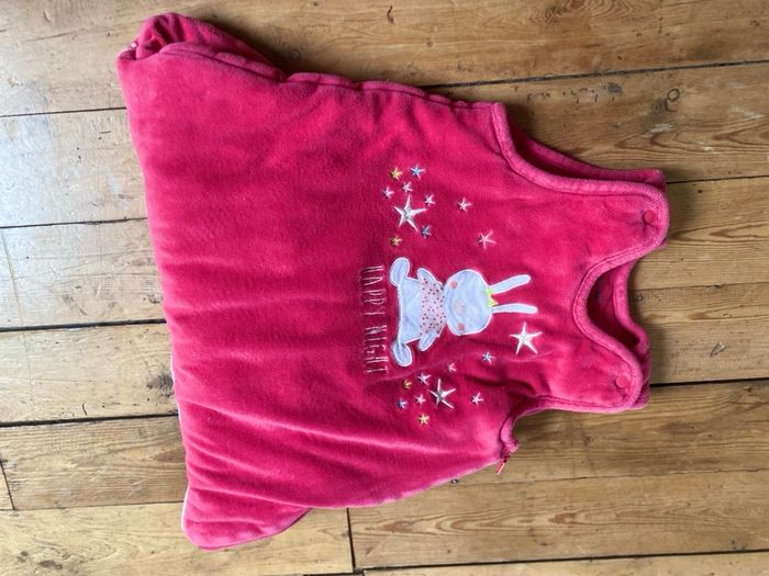 Gigoteuse turbulette velours fuschia 0/6 mois Kiabi