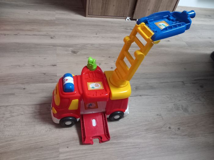 Camion de pompier - photo numéro 2