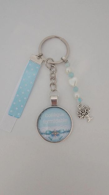 Cadeau collègue, porte clé message bijoux de sac " collègue formidable "
