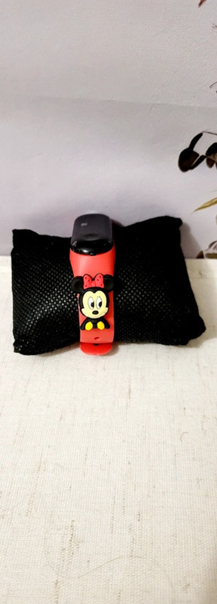 Montre digitale LED Minnie Mouse - photo numéro 3