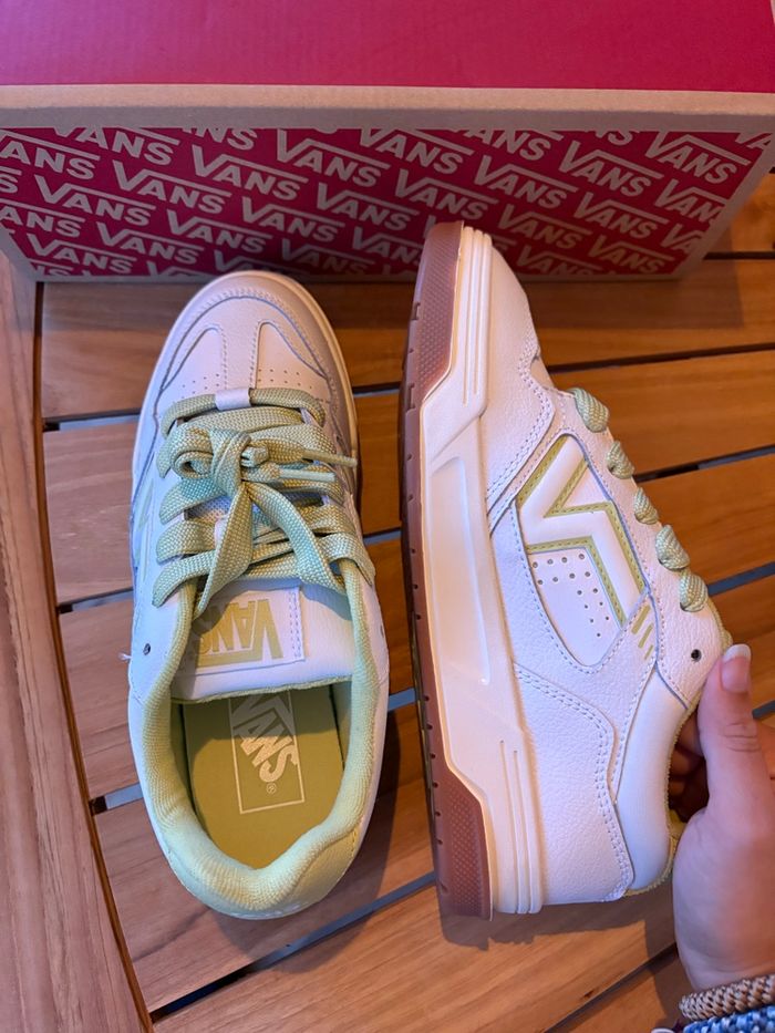 Vans Upland Vintage - Taille 39 - Neuves avec étiquette - photo numéro 5