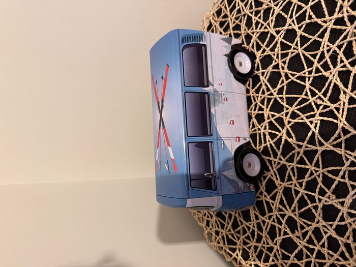 Boite en tôle lithographiée. Type Volkswagen Combi "Van Gourmand". E. 1/20. - photo numéro 2