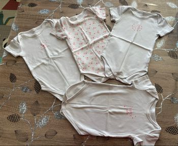 Bodies manches courtes 