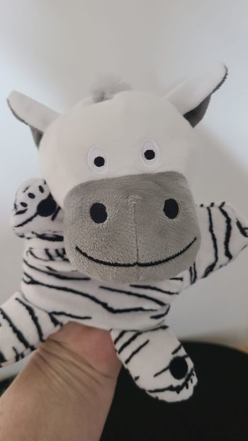 Doudou marionnette Zèbre noir blanc MAISONS DU MONDE