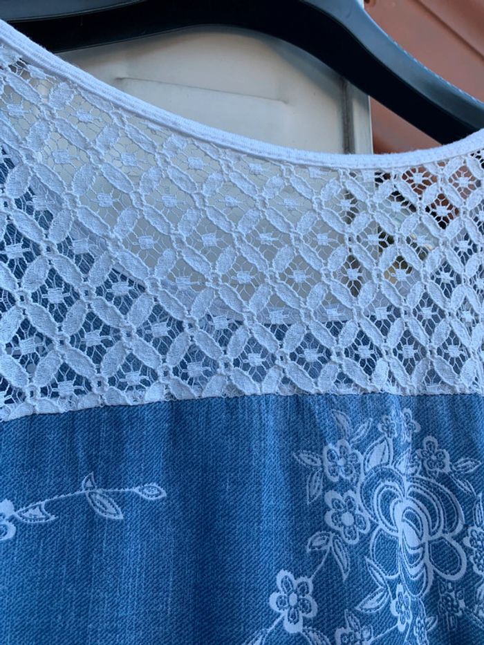 Tee-shirt bleu, jolie dentelle taille 42/44 - photo numéro 7