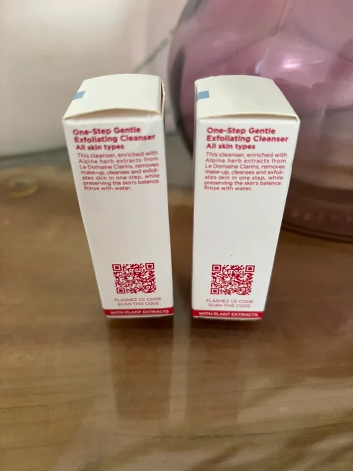 Lot de 2 doux nettoyant gommage express Clarins - photo numéro 3