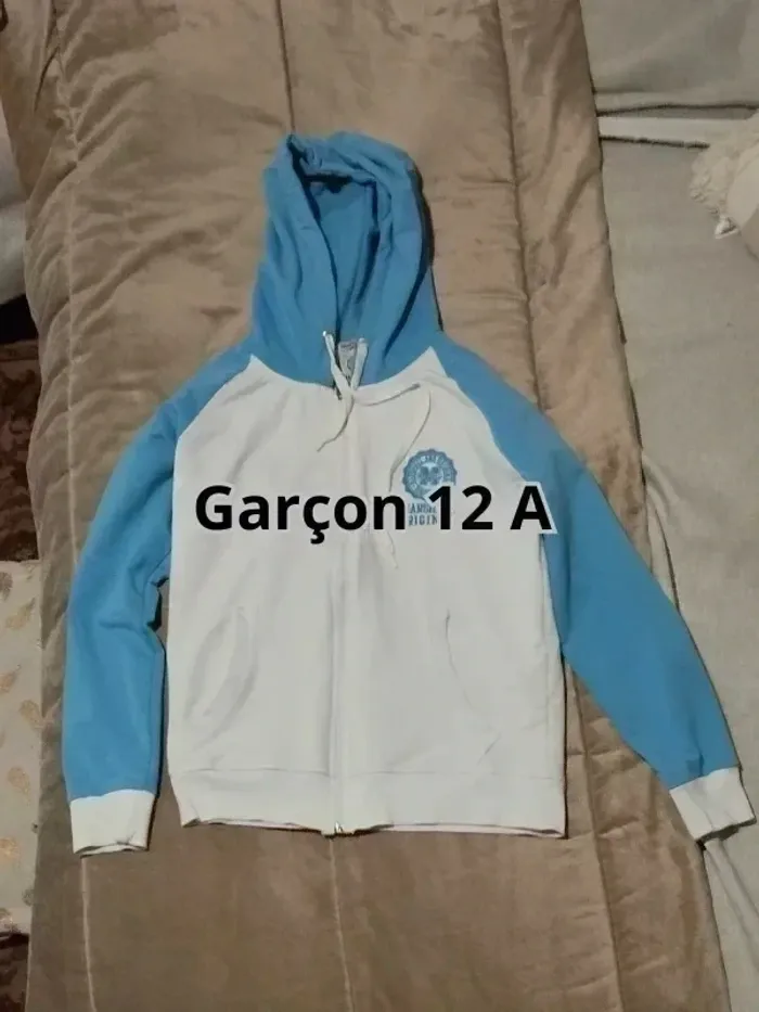 Gilet zippée à capuche Marshall Blanc et bleu azur garçon 12 ans