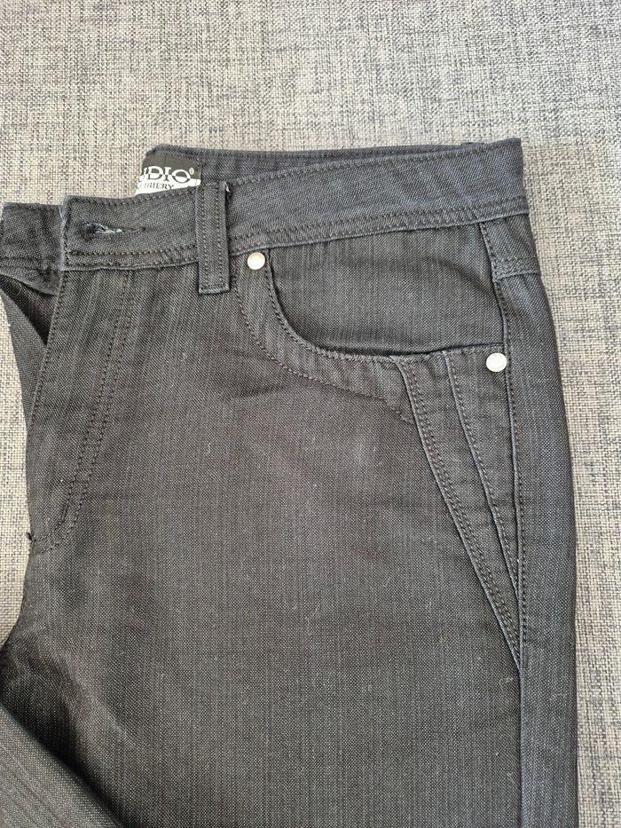 Jean homme Taille 42 - photo numéro 3