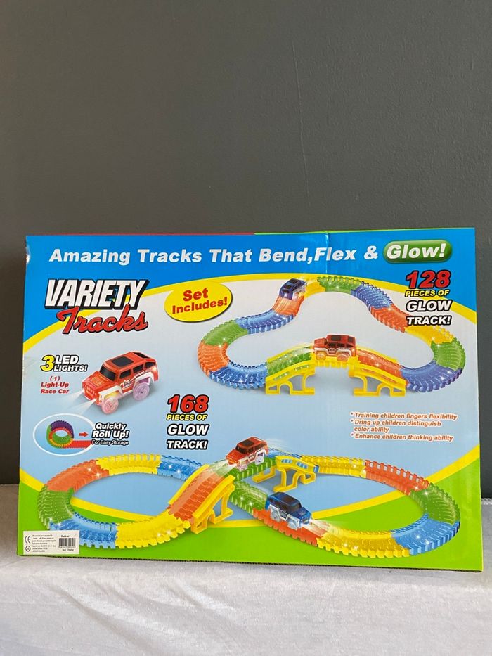 Circuit  avec 1 voiture de 128 à 168 pièces - photo numéro 2