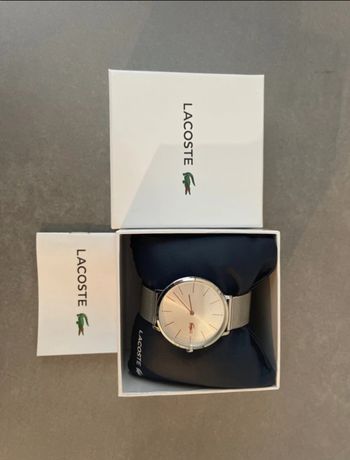 Montre Lacoste