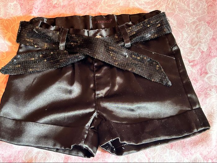 Short festif en satin noir petite fille - photo numéro 3