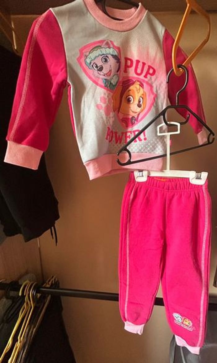 Ensemble pull et jogging Pat Patrouille 3 ans