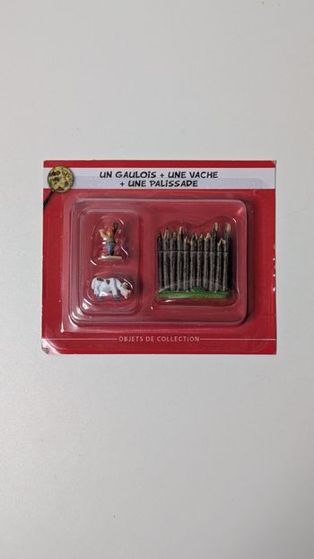 [Hachette] Village d'Astérix collection Un gaulois + une vache + une palissade
