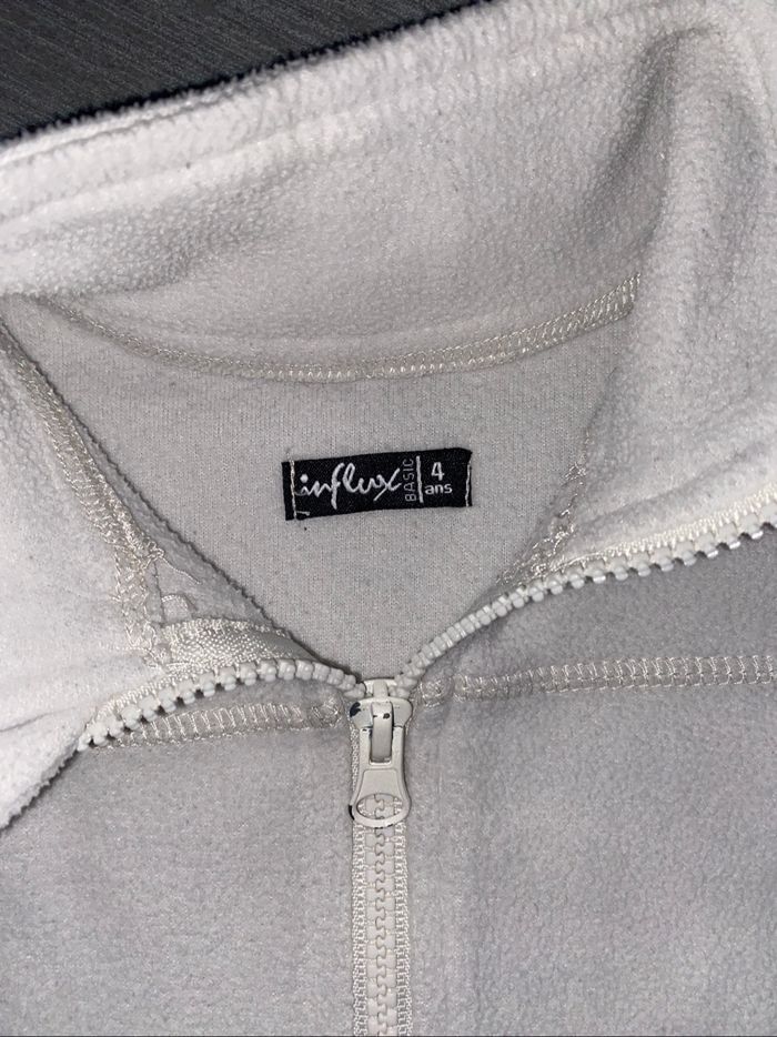 Gilet polaire 4 ans - photo numéro 3