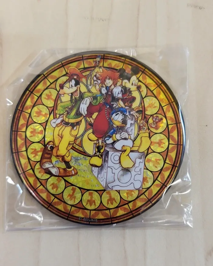Badge Kingdom Hearts vitrail - photo numéro 2