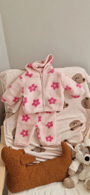 Ensemble molletonné fleuri🌸