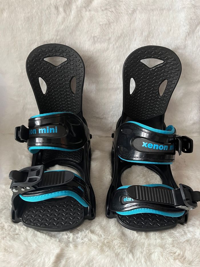 Fixations de snowboard Elan Xénon Mini - Pointure 31 à 36 neufs