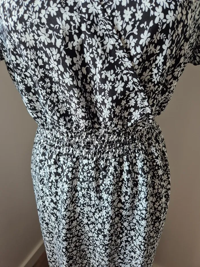 Robe longue fleurie - photo numéro 3
