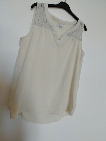 Débardeur crème dentelle 40