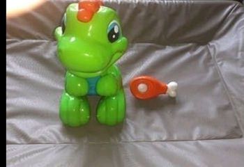 Promo Bébé T-Rex en TBE