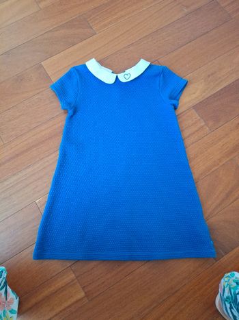 Robe courte