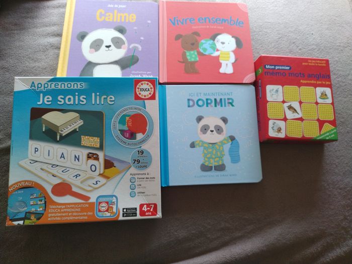 Lot jeux éducatifs et 3 livres pour enfants