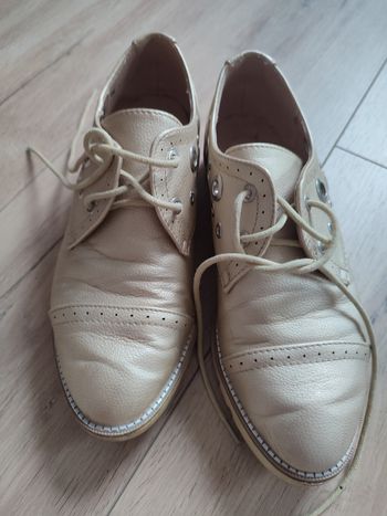 Derbies dorées