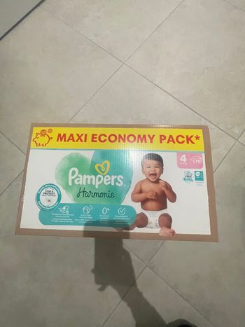 Pampers taille 4
