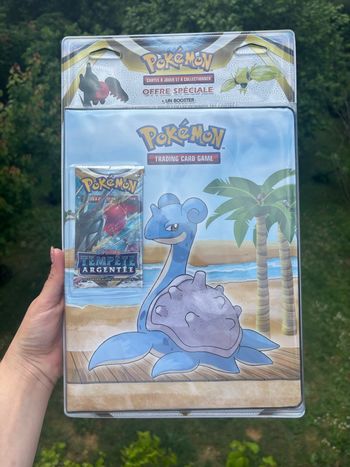 Classeur avec booster Pokémon 